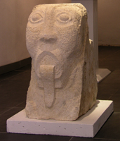 Ivoire- 53x66x30cm - Poids 180kg - 1500 euros